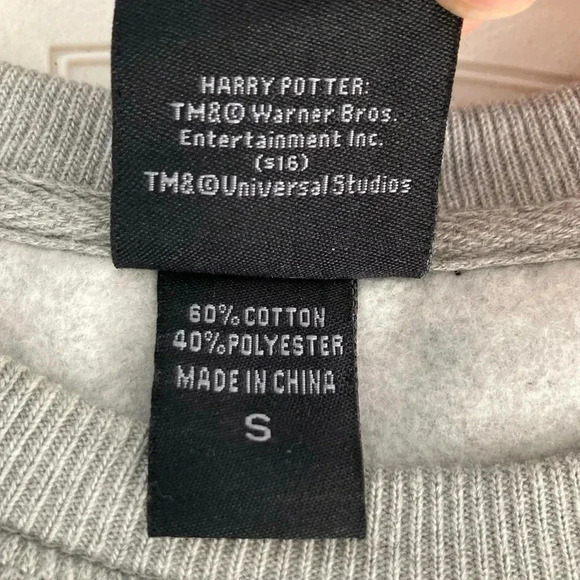 Harry Potter Sweatshirt Unisex Small Slytherin Wizarding World Universal Studios - Picture 6 of 9